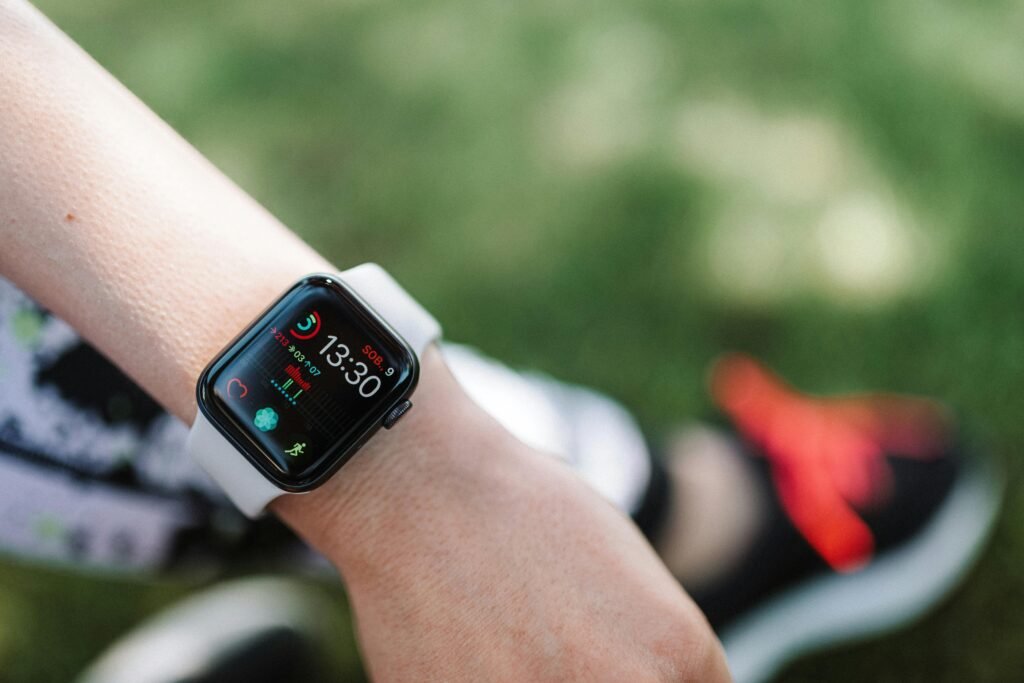 Smartwatch vs. Fitness Tracker